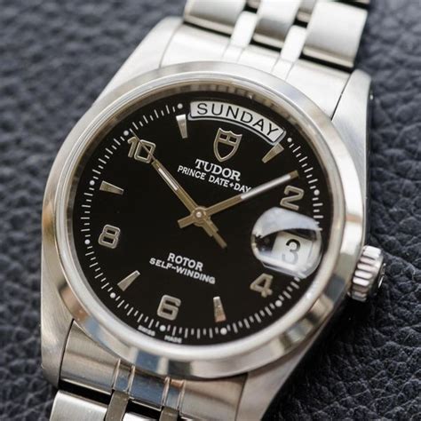 tudor black lacquered dial